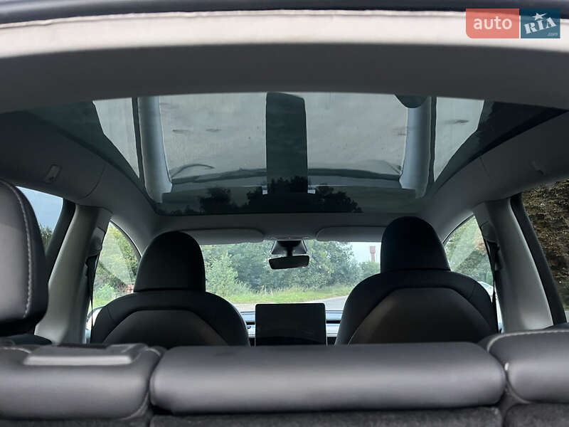 Позашляховик / Кросовер Tesla Model Y 2022 в Львові фото 12 Позашляховик / Кросовер Tesla Model Y 2022 в Львові