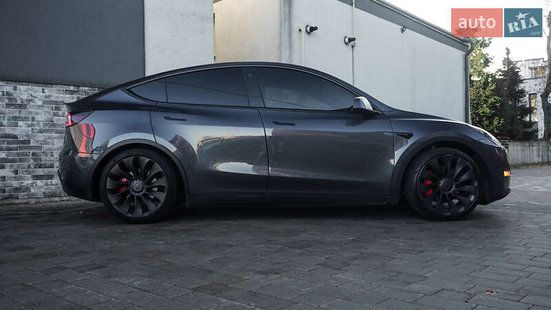 Позашляховик / Кросовер Tesla Model Y 2022 в Львові фото 6 Позашляховик / Кросовер Tesla Model Y 2022 в Львові