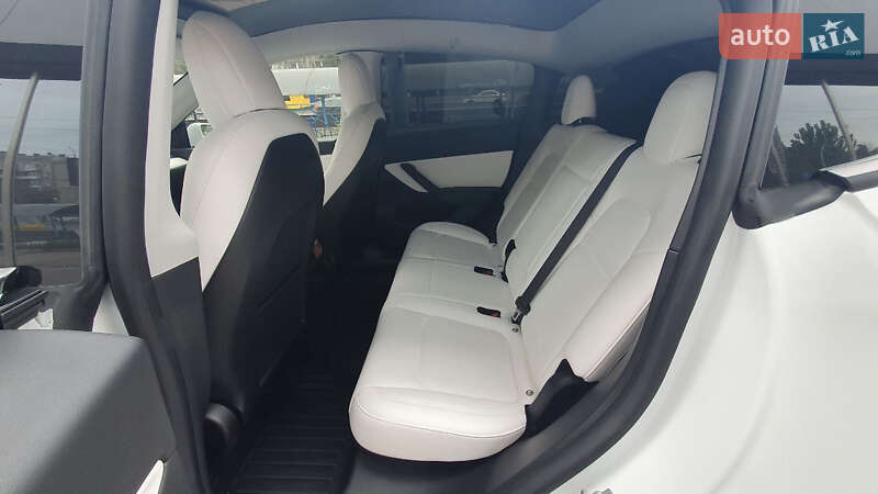 Внедорожник / Кроссовер Tesla Model Y 2021 в Киеве фото 17 Внедорожник / Кроссовер Tesla Model Y 2021 в Киеве