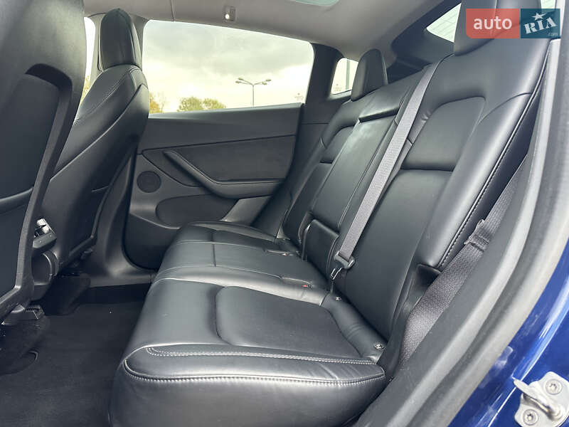 Внедорожник / Кроссовер Tesla Model Y 2020 в Днепре