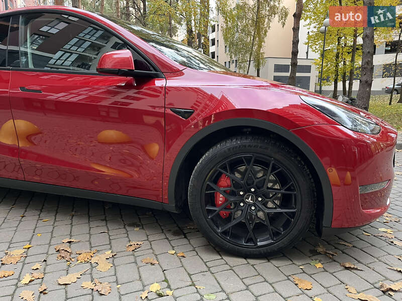 Внедорожник / Кроссовер Tesla Model Y 2022 в Броварах