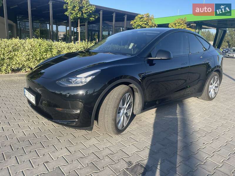 Внедорожник / Кроссовер Tesla Model Y 2023 в Хмельницком