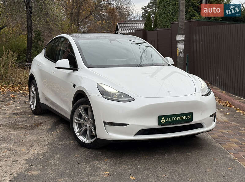 Tesla Model Y 2022 Tesla Model Y 2022