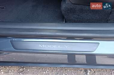 Внедорожник / Кроссовер Tesla Model Y 2023 в Днепре
