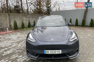 Внедорожник / Кроссовер Tesla Model Y 2022 в Костополе