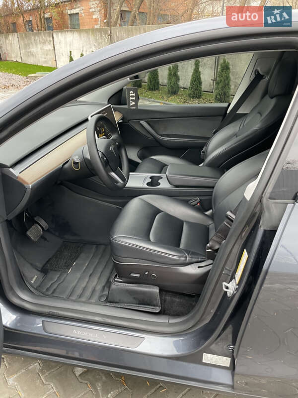 Позашляховик / Кросовер Tesla Model Y 2022 в Костопілі фото 23 Позашляховик / Кросовер Tesla Model Y 2022 в Костопілі