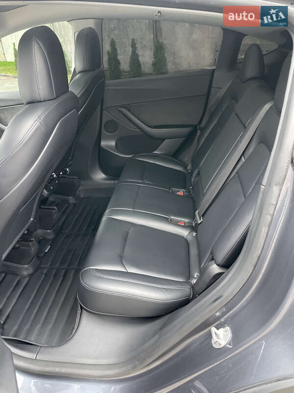 Позашляховик / Кросовер Tesla Model Y 2022 в Костопілі фото 25 Позашляховик / Кросовер Tesla Model Y 2022 в Костопілі