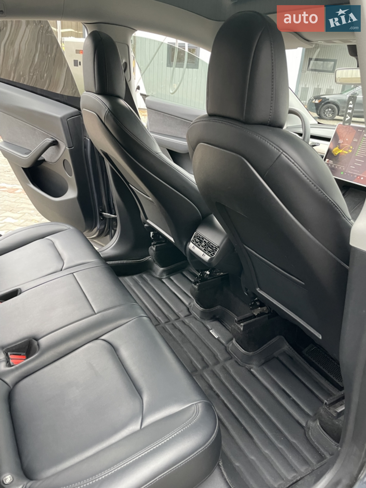 2022 Tesla Model Y - мініатюра 33