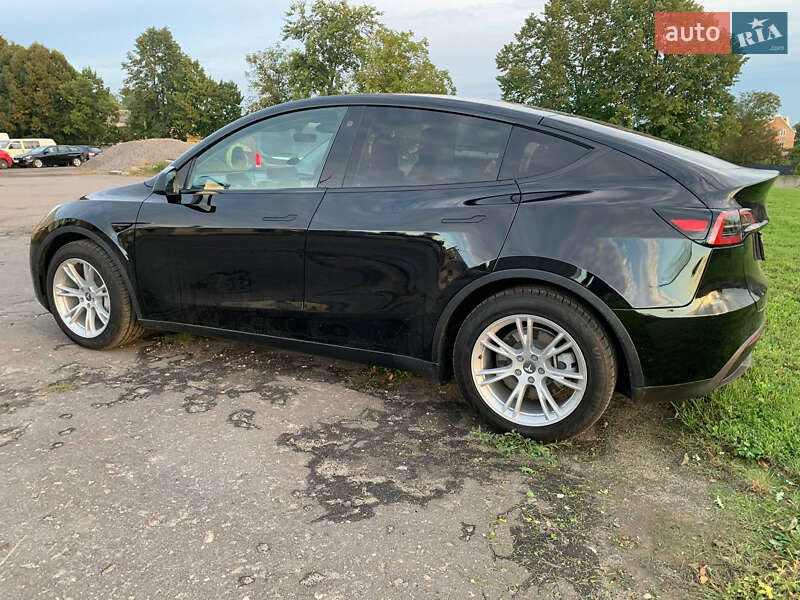 Внедорожник / Кроссовер Tesla Model Y 2023 в Луцке фото 2 Внедорожник / Кроссовер Tesla Model Y 2023 в Луцке