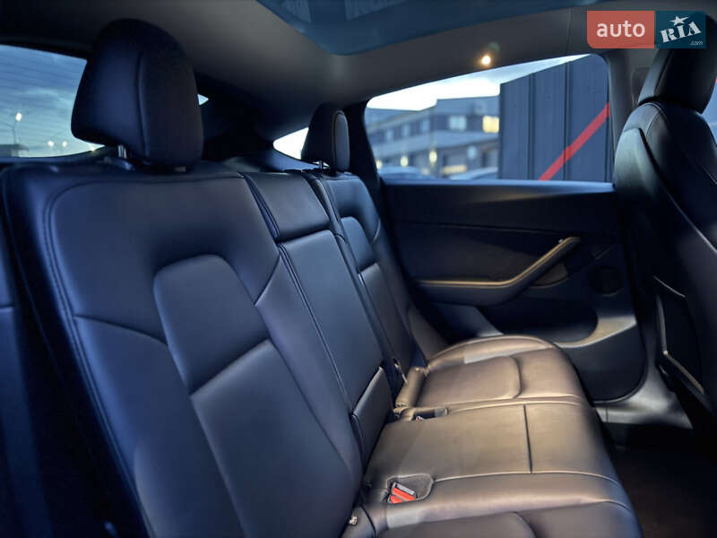 Позашляховик / Кросовер Tesla Model Y 2021 в Луцьку фото 32 Позашляховик / Кросовер Tesla Model Y 2021 в Луцьку