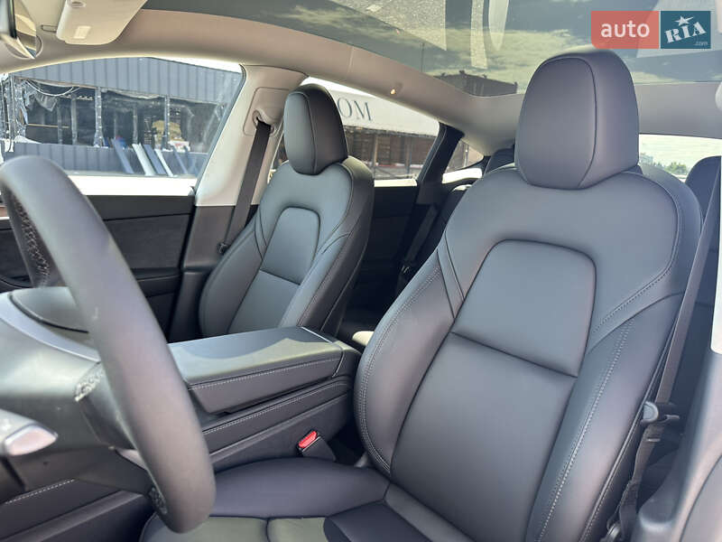 Позашляховик / Кросовер Tesla Model Y 2024 в Києві фото 34 Позашляховик / Кросовер Tesla Model Y 2024 в Києві