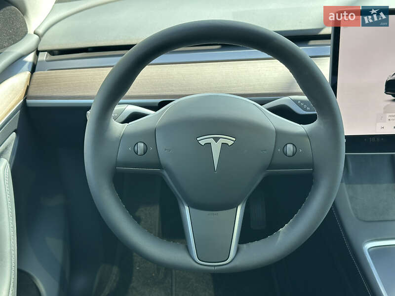 Позашляховик / Кросовер Tesla Model Y 2024 в Києві фото 54 Позашляховик / Кросовер Tesla Model Y 2024 в Києві