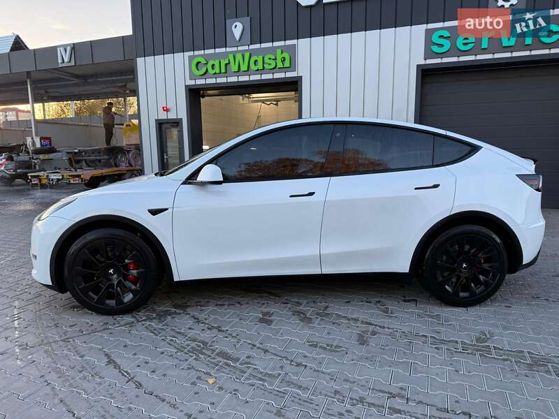 Внедорожник / Кроссовер Tesla Model Y 2020 в Владимире