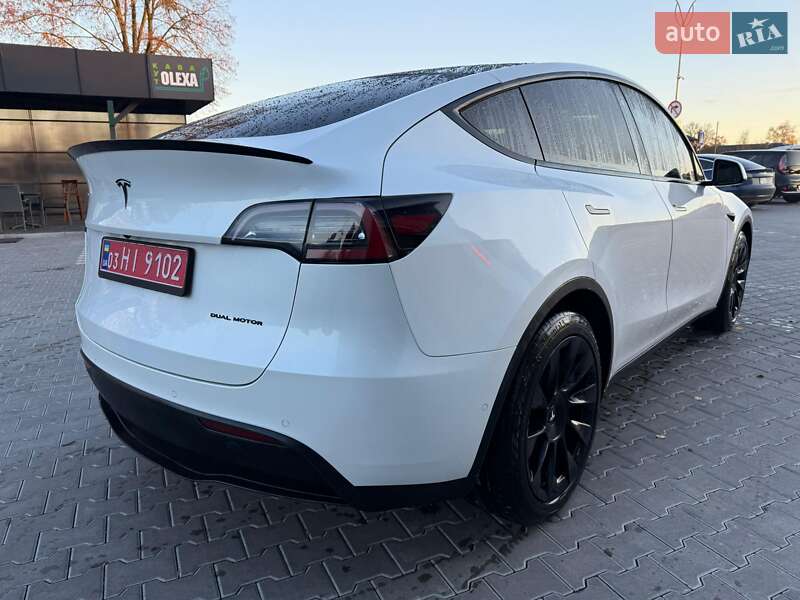 Внедорожник / Кроссовер Tesla Model Y 2020 в Владимире