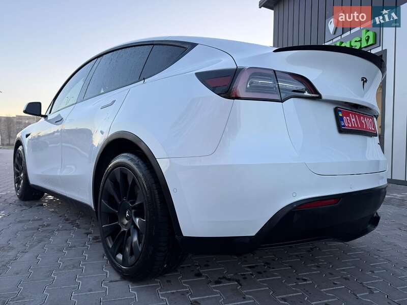 Внедорожник / Кроссовер Tesla Model Y 2020 в Владимире