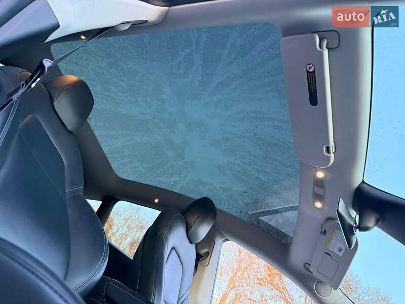 Внедорожник / Кроссовер Tesla Model Y 2020 в Владимире