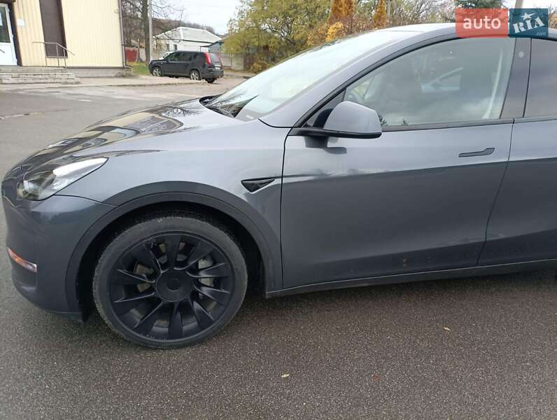 Позашляховик / Кросовер Tesla Model Y 2022 в Харкові фото 3 Позашляховик / Кросовер Tesla Model Y 2022 в Харкові