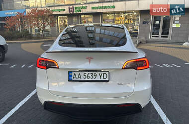 Внедорожник / Кроссовер Tesla Model Y 2022 в Киеве