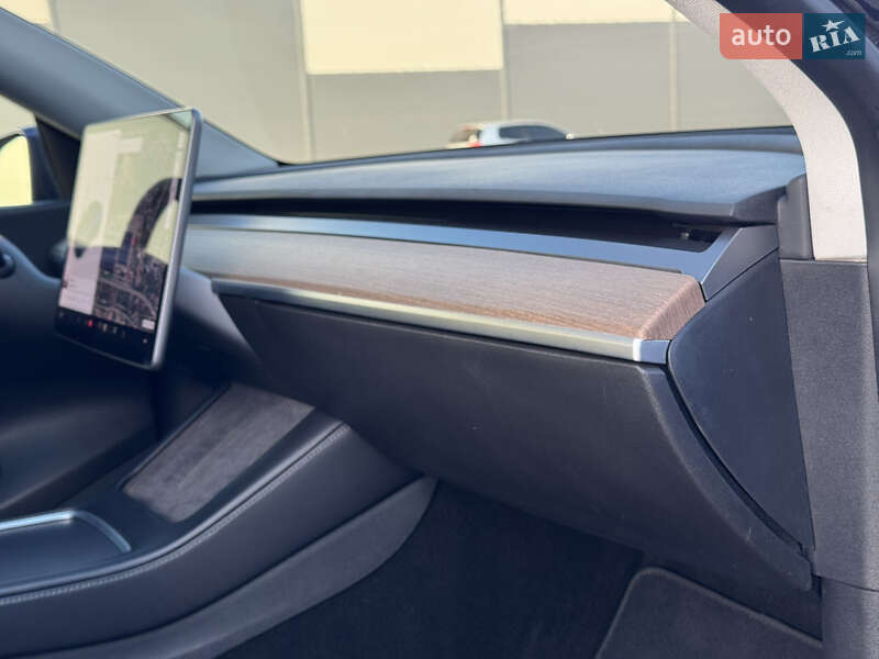 Позашляховик / Кросовер Tesla Model Y 2021 в Івано-Франківську фото 59 Позашляховик / Кросовер Tesla Model Y 2021 в Івано-Франківську