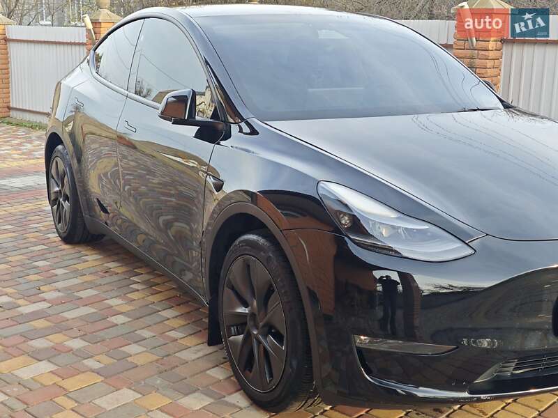Позашляховик / Кросовер Tesla Model Y 2024 в Києві фото 7 Позашляховик / Кросовер Tesla Model Y 2024 в Києві