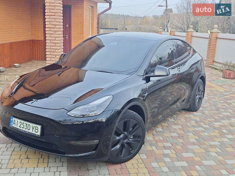 Позашляховик / Кросовер Tesla Model Y 2024 в Києві фото Позашляховик / Кросовер Tesla Model Y 2024 в Києві