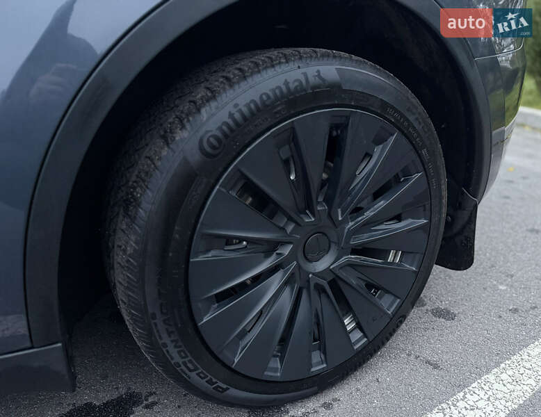 Позашляховик / Кросовер Tesla Model Y 2023 в Хмільнику