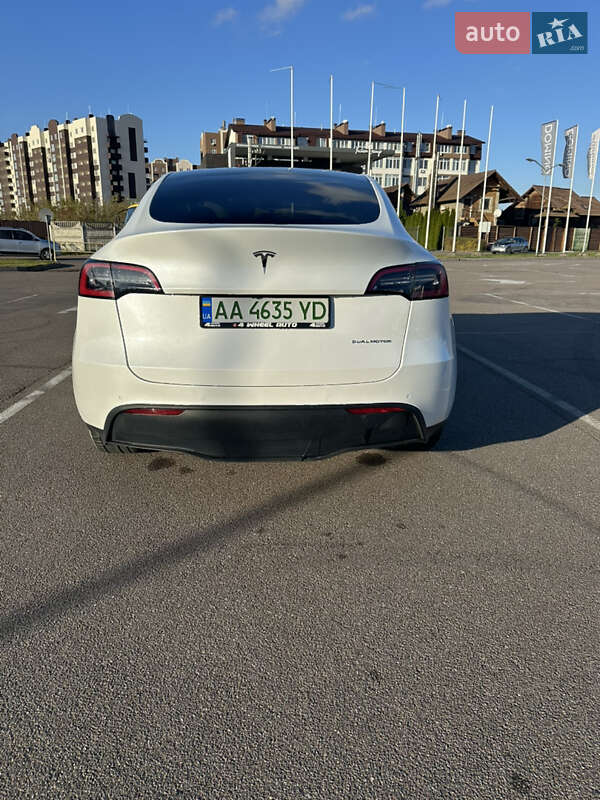 Позашляховик / Кросовер Tesla Model Y 2022 в Києві фото 3 Позашляховик / Кросовер Tesla Model Y 2022 в Києві