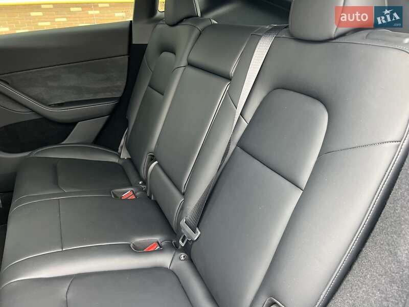 Внедорожник / Кроссовер Tesla Model Y 2024 в Житомире