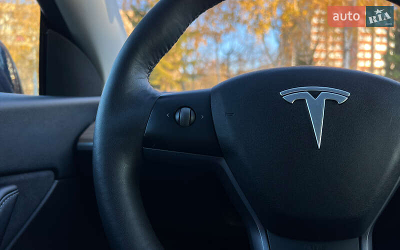 Позашляховик / Кросовер Tesla Model Y 2021 в Львові фото 12 Позашляховик / Кросовер Tesla Model Y 2021 в Львові