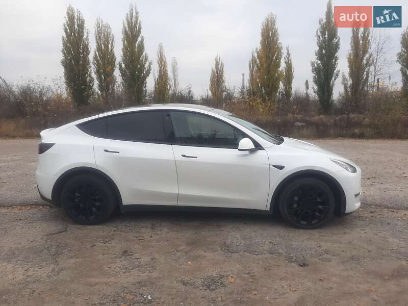 Позашляховик / Кросовер Tesla Model Y 2022 в Сумах