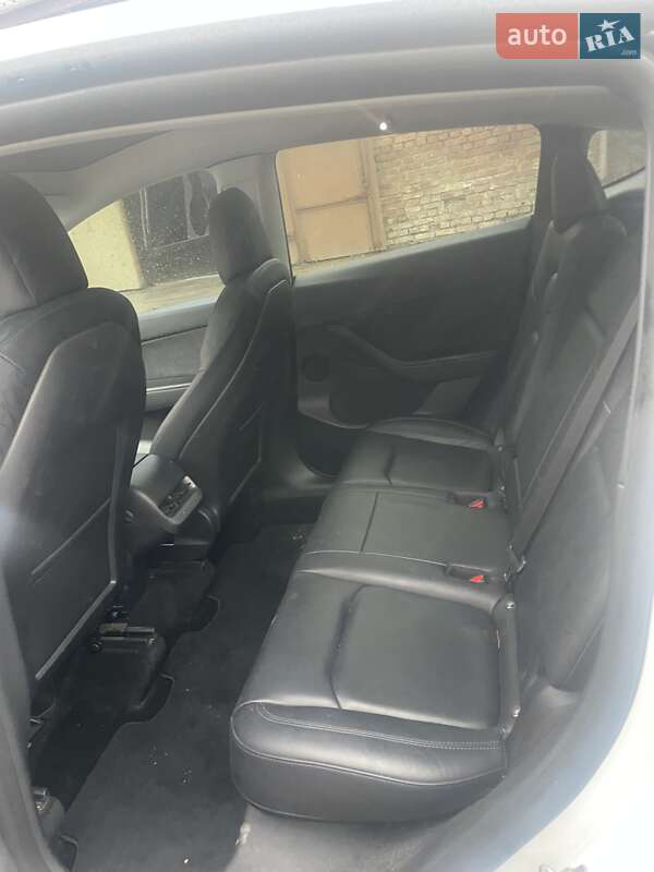 Внедорожник / Кроссовер Tesla Model Y 2022 в Ровно фото 5 Внедорожник / Кроссовер Tesla Model Y 2022 в Ровно