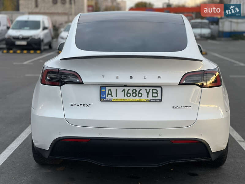 Позашляховик / Кросовер Tesla Model Y 2022 в Києві фото 4 Позашляховик / Кросовер Tesla Model Y 2022 в Києві