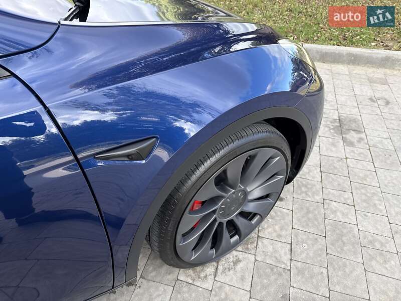 Позашляховик / Кросовер Tesla Model Y 2021 в Львові фото 24 Позашляховик / Кросовер Tesla Model Y 2021 в Львові