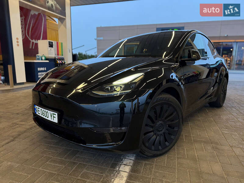 Внедорожник / Кроссовер Tesla Model Y 2022 в Днепре