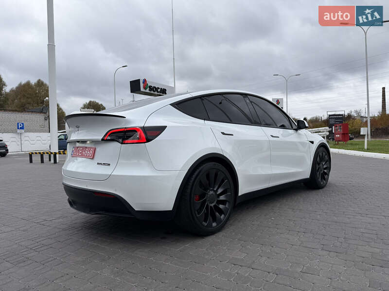 Позашляховик / Кросовер Tesla Model Y 2022 в Дніпрі