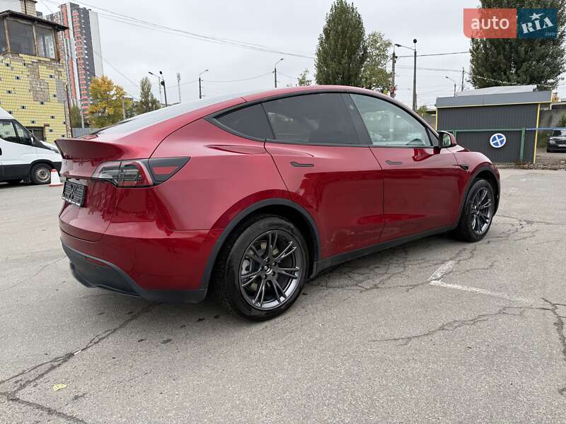 Внедорожник / Кроссовер Tesla Model Y 2024 в Киеве фото 20 Внедорожник / Кроссовер Tesla Model Y 2024 в Киеве