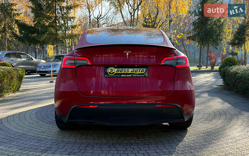 Внедорожник / Кроссовер Tesla Model Y 2023 в Львове