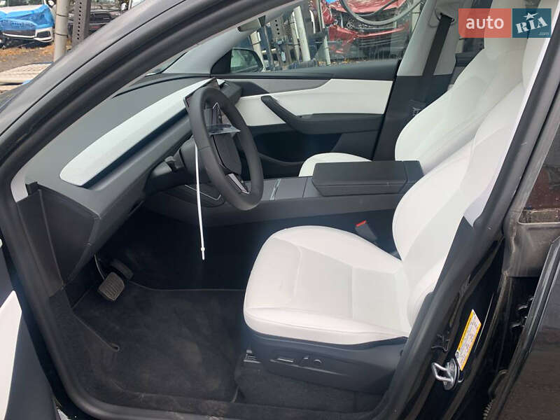 Внедорожник / Кроссовер Tesla Model Y 2025 в Черновцах фото 9 Внедорожник / Кроссовер Tesla Model Y 2025 в Черновцах