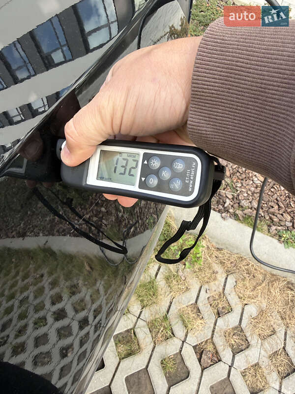 Позашляховик / Кросовер Tesla Model Y 2024 в Львові фото 20 Позашляховик / Кросовер Tesla Model Y 2024 в Львові