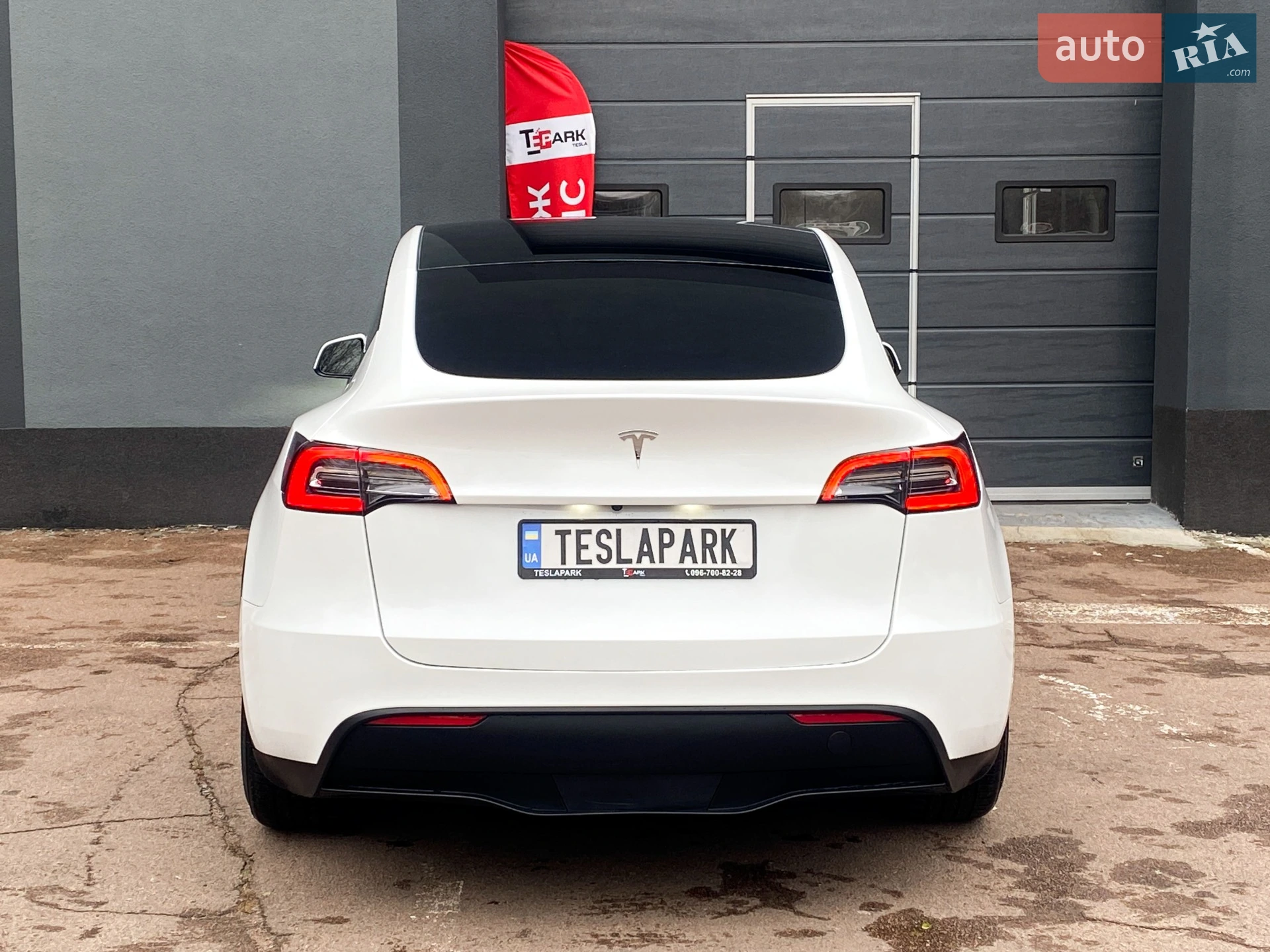 2023 Tesla Model Y - мініатюра 9
