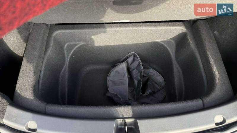 Позашляховик / Кросовер Tesla Model Y 2021 в Луцьку фото 11 Позашляховик / Кросовер Tesla Model Y 2021 в Луцьку