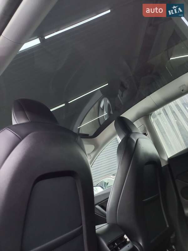 Позашляховик / Кросовер Tesla Model Y 2021 в Львові фото 9 Позашляховик / Кросовер Tesla Model Y 2021 в Львові