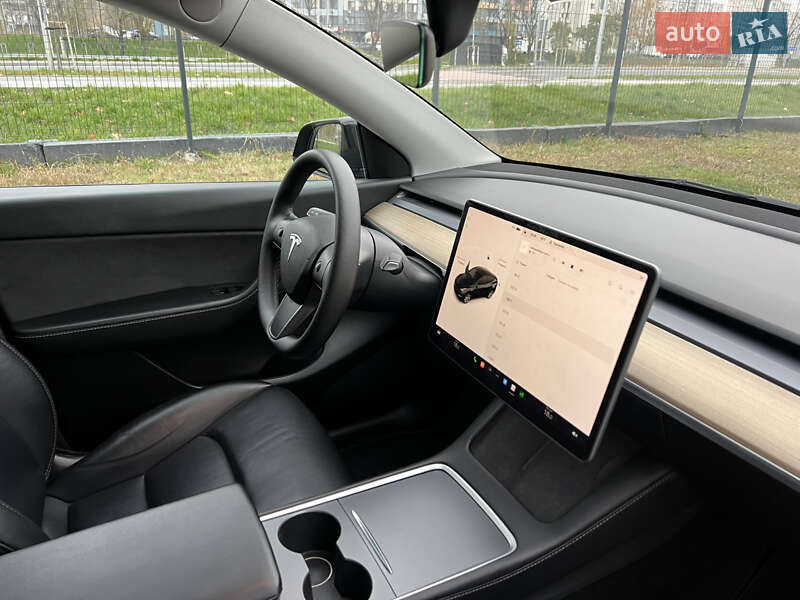 Внедорожник / Кроссовер Tesla Model Y 2022 в Киеве фото 22 Внедорожник / Кроссовер Tesla Model Y 2022 в Киеве