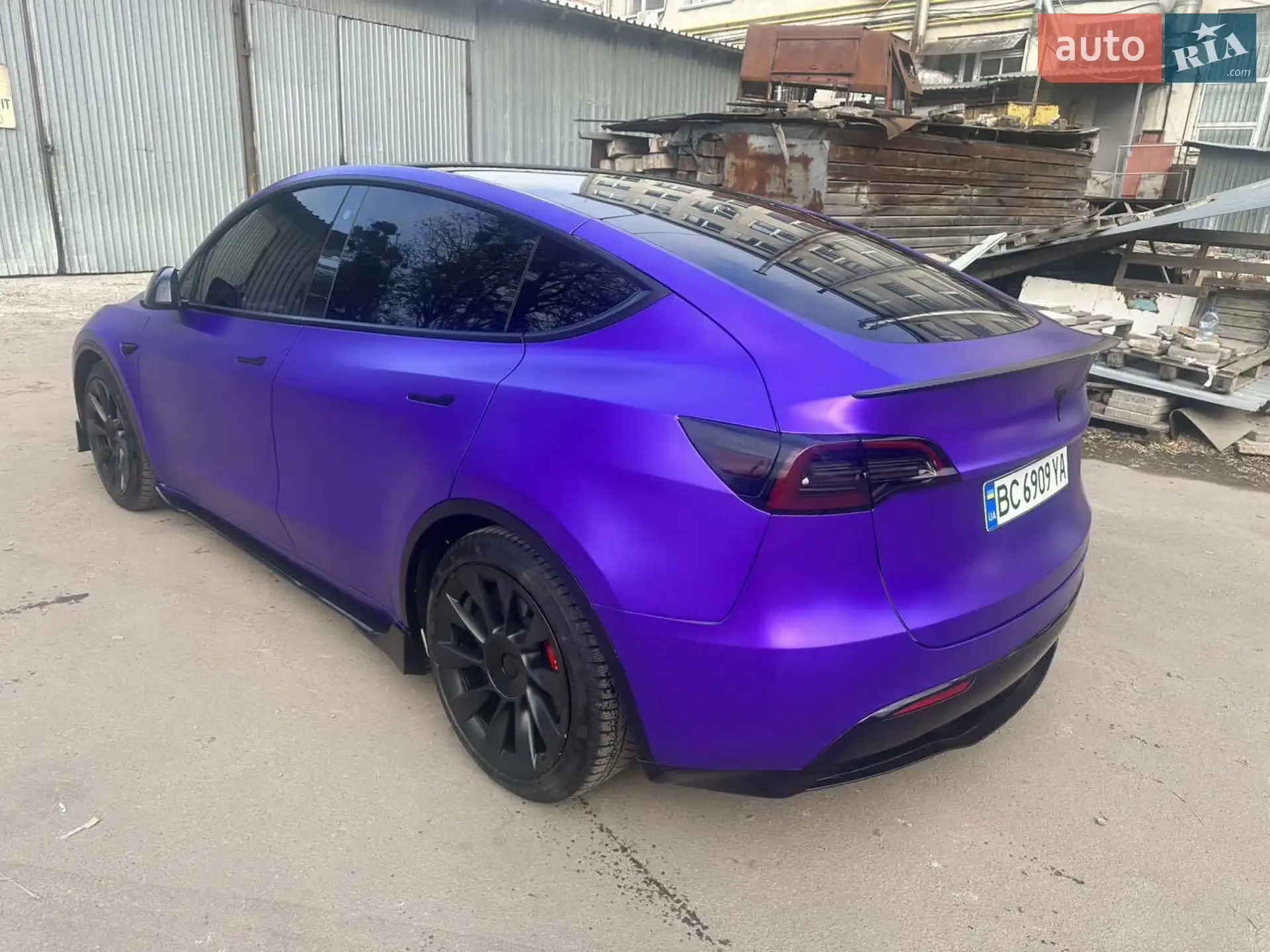 2022 Tesla Model Y - мініатюра 2