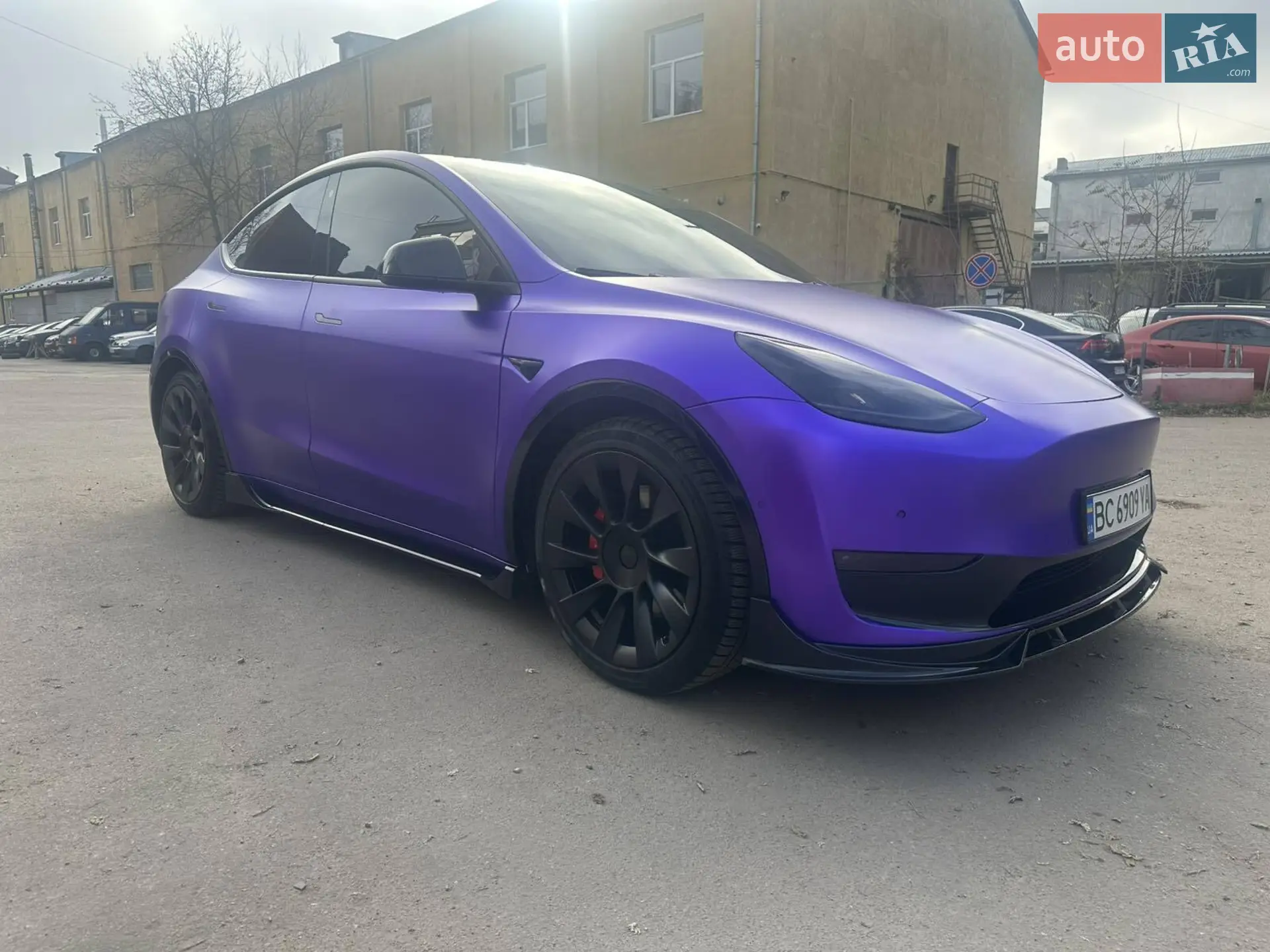 2022 Tesla Model Y - мініатюра 4