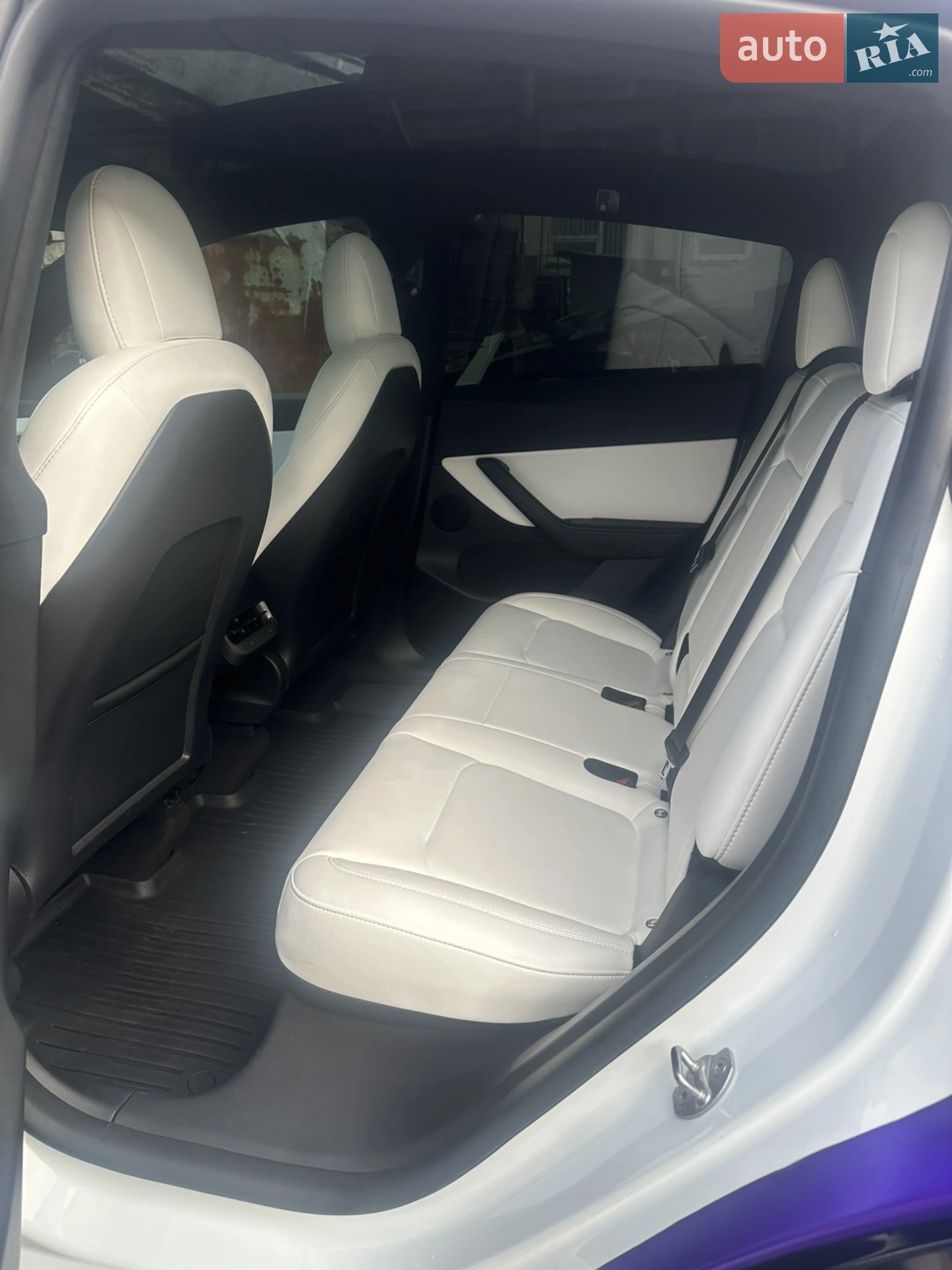 2022 Tesla Model Y - мініатюра 10