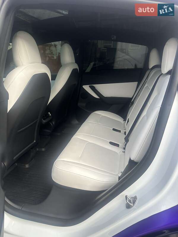 Внедорожник / Кроссовер Tesla Model Y 2022 в Львове фото 10 Внедорожник / Кроссовер Tesla Model Y 2022 в Львове