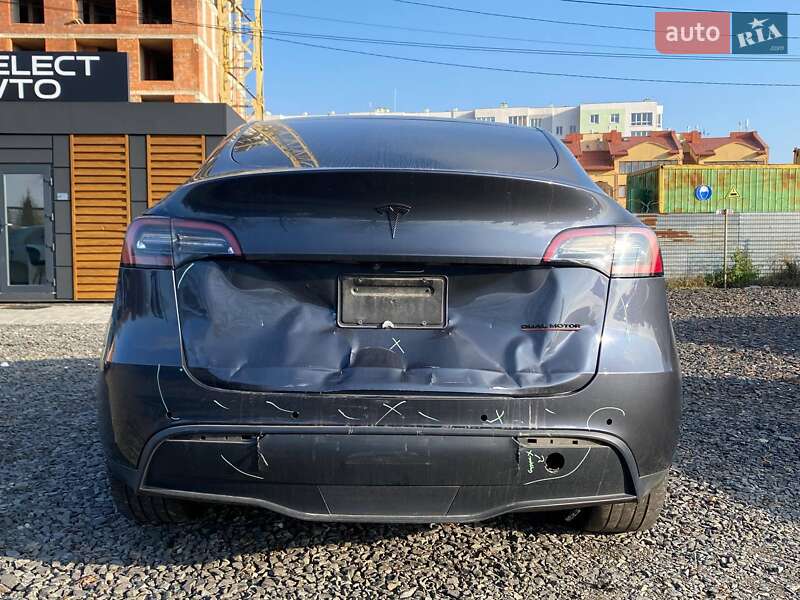 Позашляховик / Кросовер Tesla Model Y 2021 в Львові