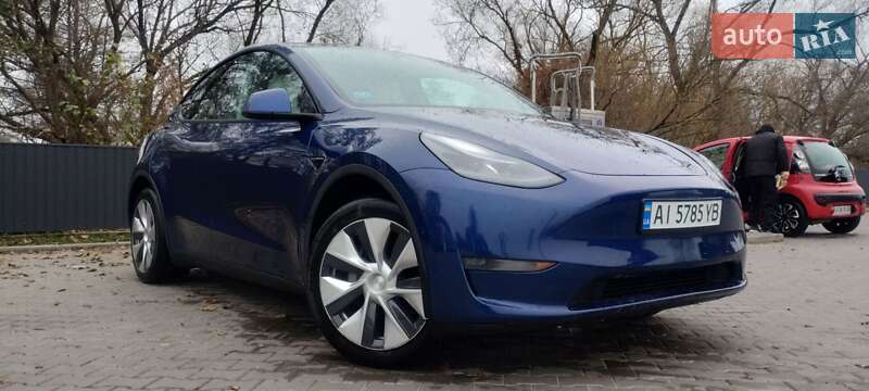 Tesla Model Y 2020