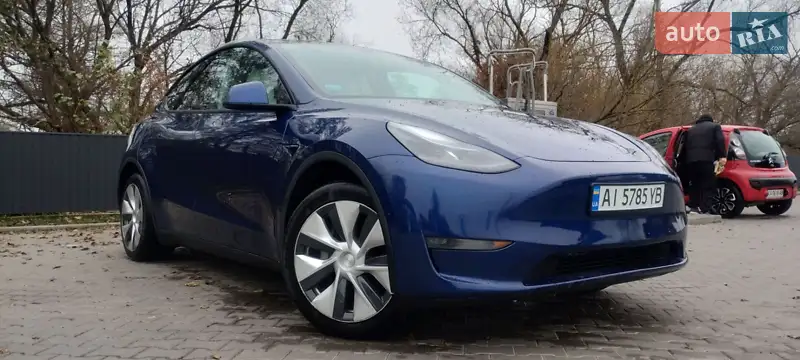 Tesla Model Y 2020